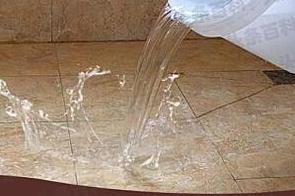 滨江漏水维修 免砸砖防水材料该如何施工
